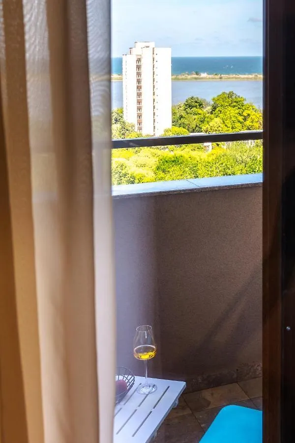 Burgas Residence 809 아파트