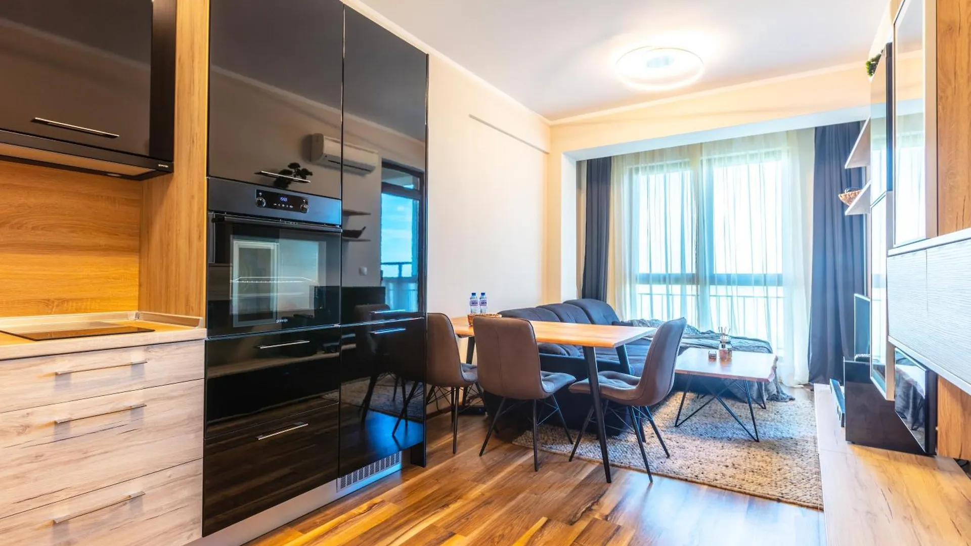 Burgas Residence 809